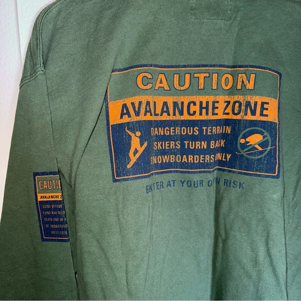 NWOT VNTG ABERCROMBIE mens preppy 90s y2k ski rescue graphic long sleeve tee XL - Picture 4 of 5